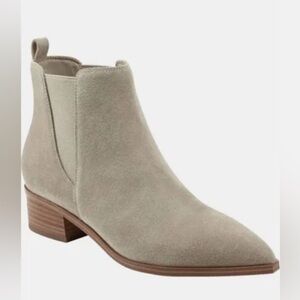 Marc Fisher Suede Tan Yikalo Chelsea Bootie - Size 9.5 M